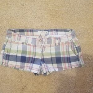Hollister plaid shorts